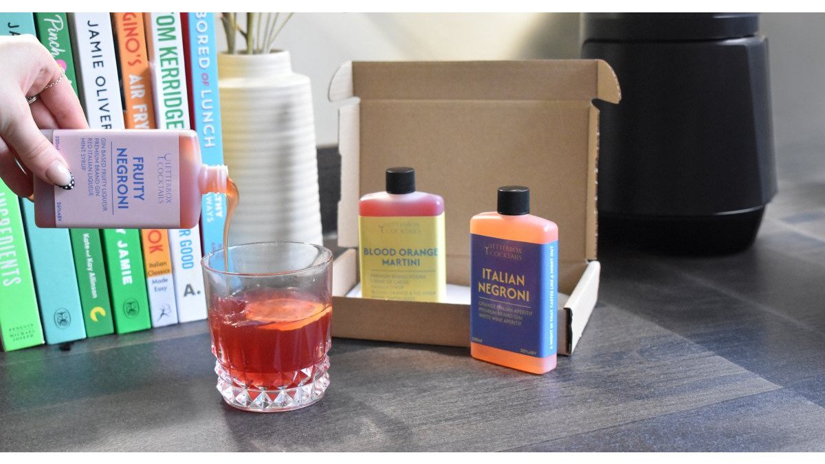 Cocktail crates alternatives for events