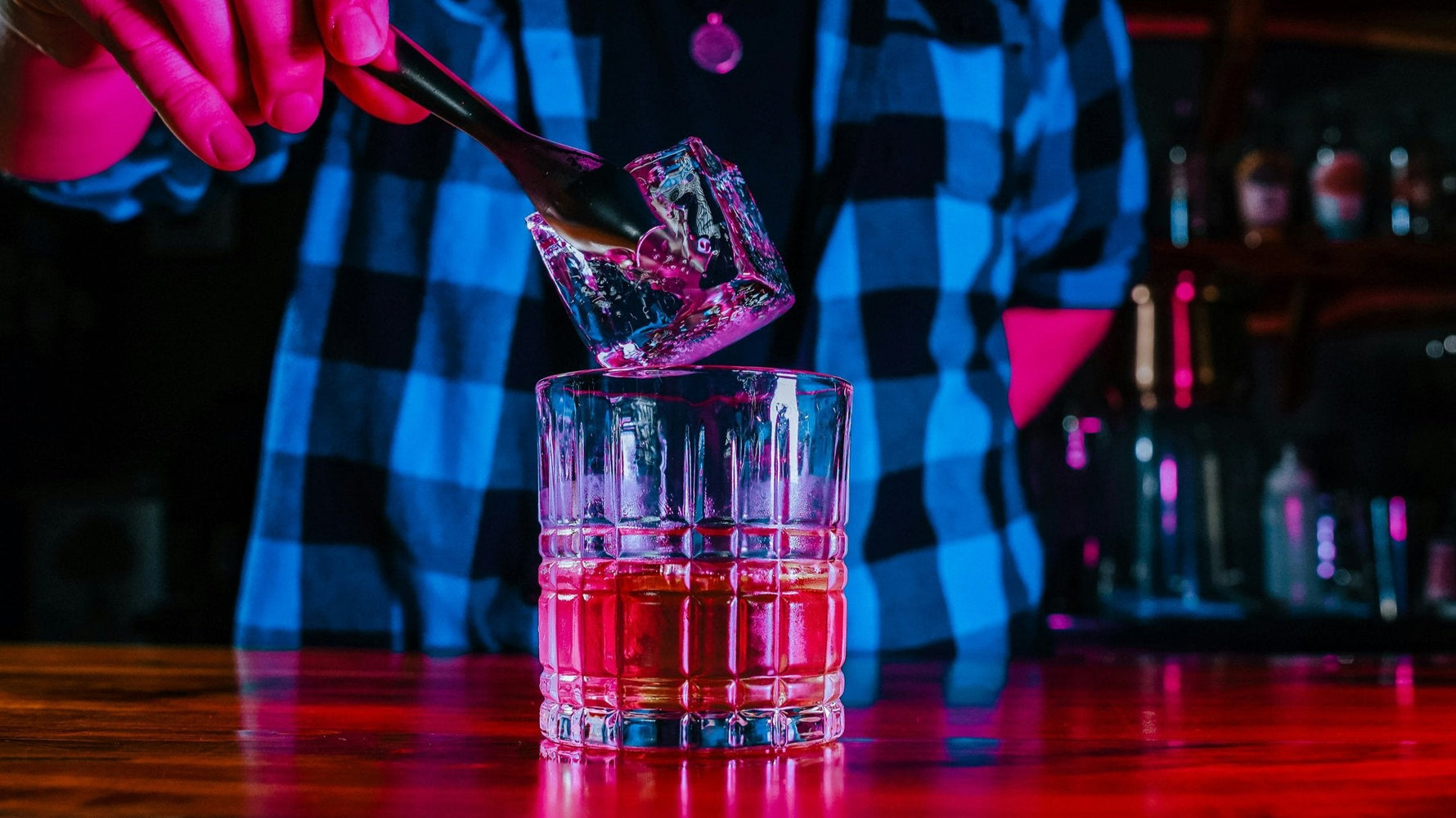 The Rise of Letterbox Luxury: Why Premium Cocktails by Post Are the Future of Gifting