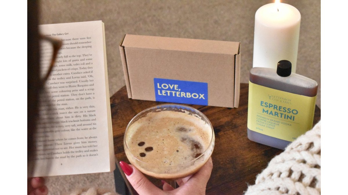 7 Luxury Pre-Mixed Drinks for Special Occasions